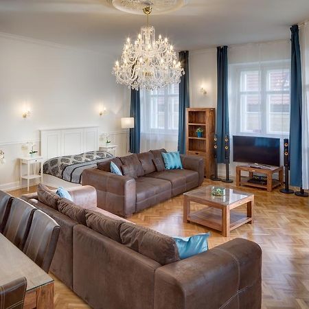 Smetanovo Nabrezi - Riverview Old Town Apartment Prague Luaran gambar