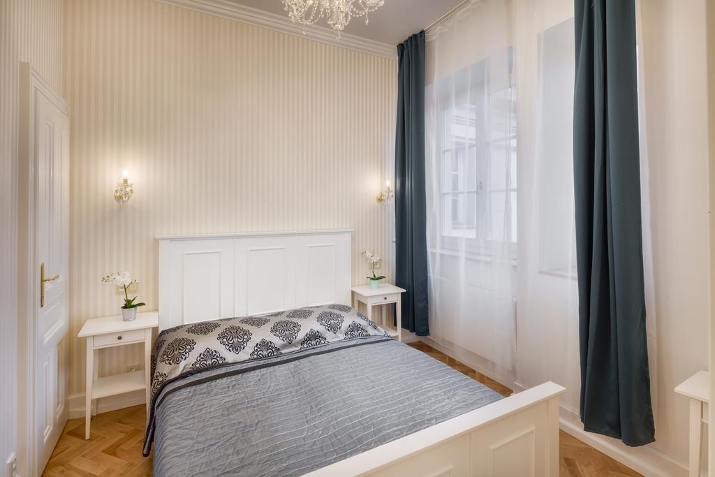 Smetanovo Nabrezi - Riverview Old Town Apartment Prague Luaran gambar