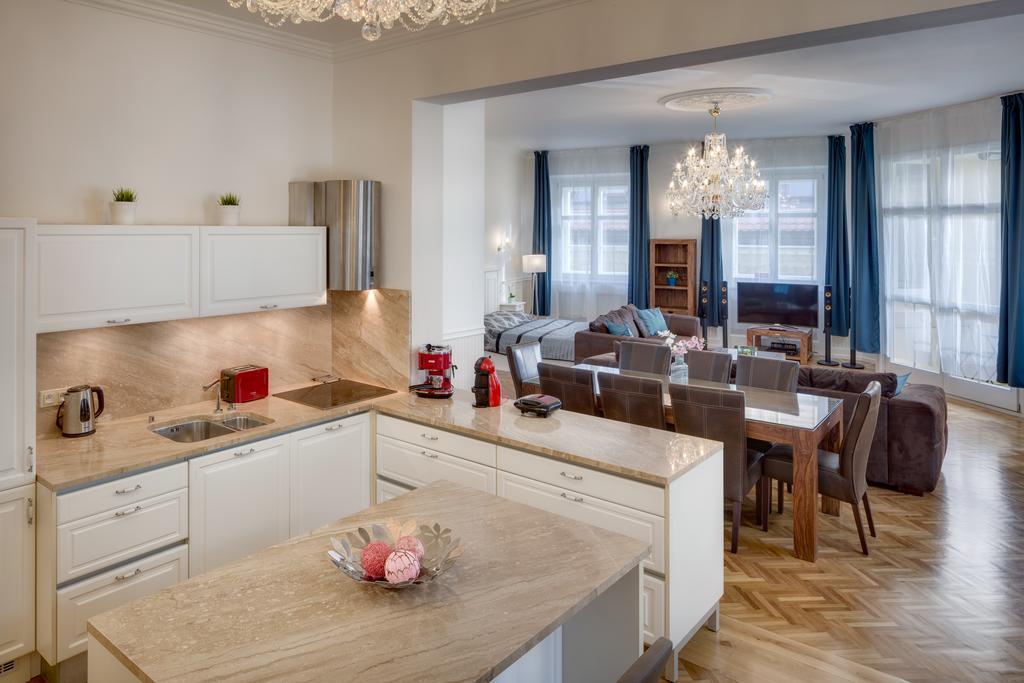 Smetanovo Nabrezi - Riverview Old Town Apartment Prague Luaran gambar